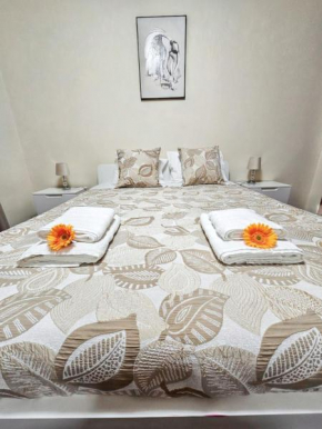 Charming Apartment in Funchal with Balcony and View